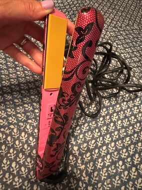 CHI Pink Decorative Flat Iron Hair Straightener